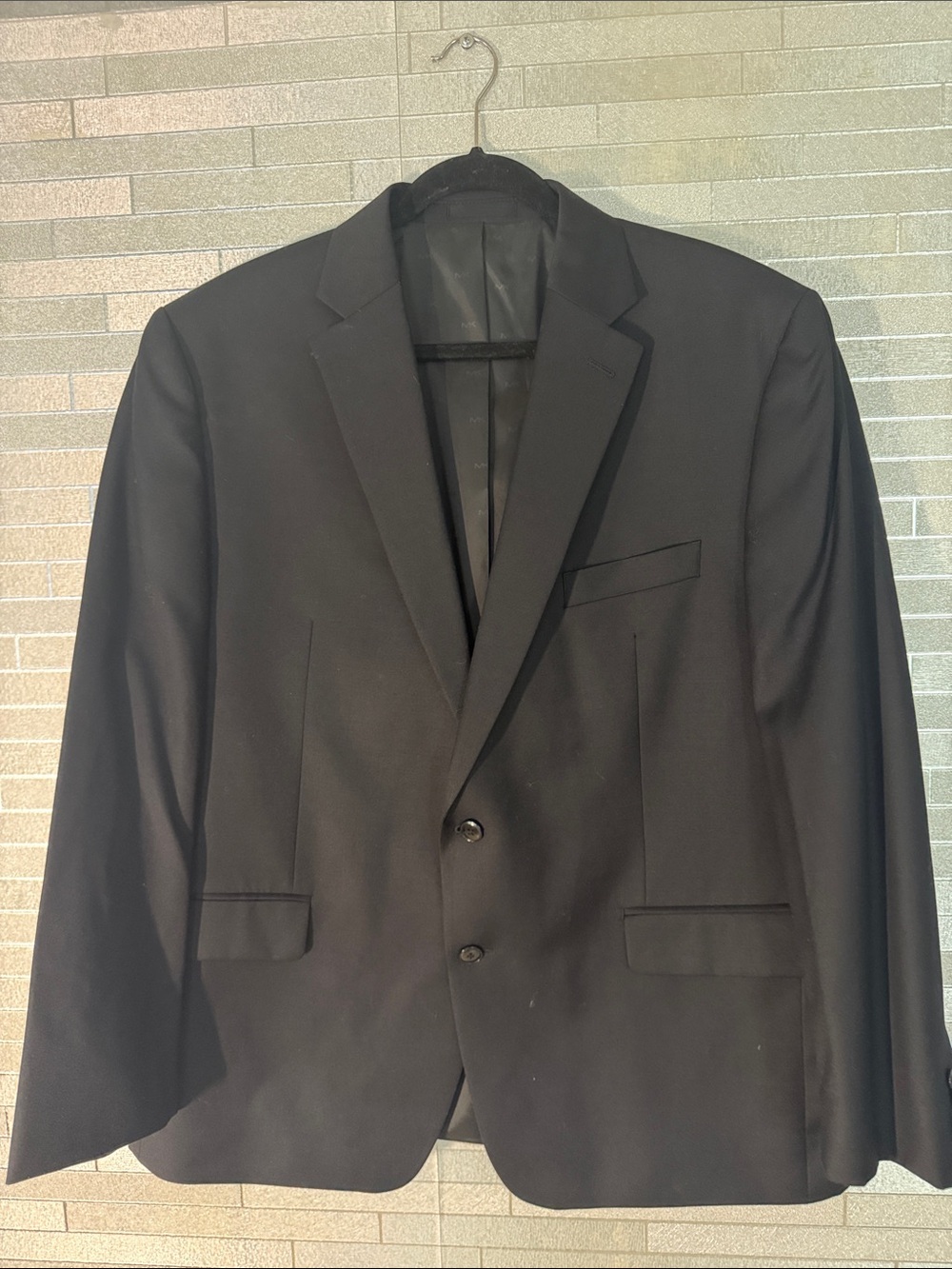 Michael Kors Men's Black Two-Button Suit Jacket 46R